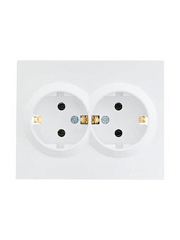 Розетка 2-м СП VESNA с заземл. ПБТ бел. LEZARD 742-0200-127B