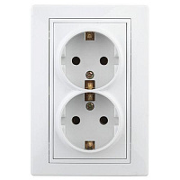 Розетка 2-м СП Plano 1-205-01 16А IP20 250В 2х2P+E Schuko бел. Intro Б0053915