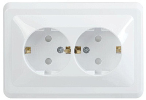 Розетка 2-м СП Вега РСш12-3-ВБ с заземл. контактом и защ. штор 16А бел. GENERICA ERV24-K01-16-DM