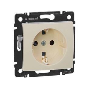 Розетка 1-м СП Valena 16А IP21 230/250В 2P+E с заземл. защ. шторки на винтах механизм сл. кость IEK 774321